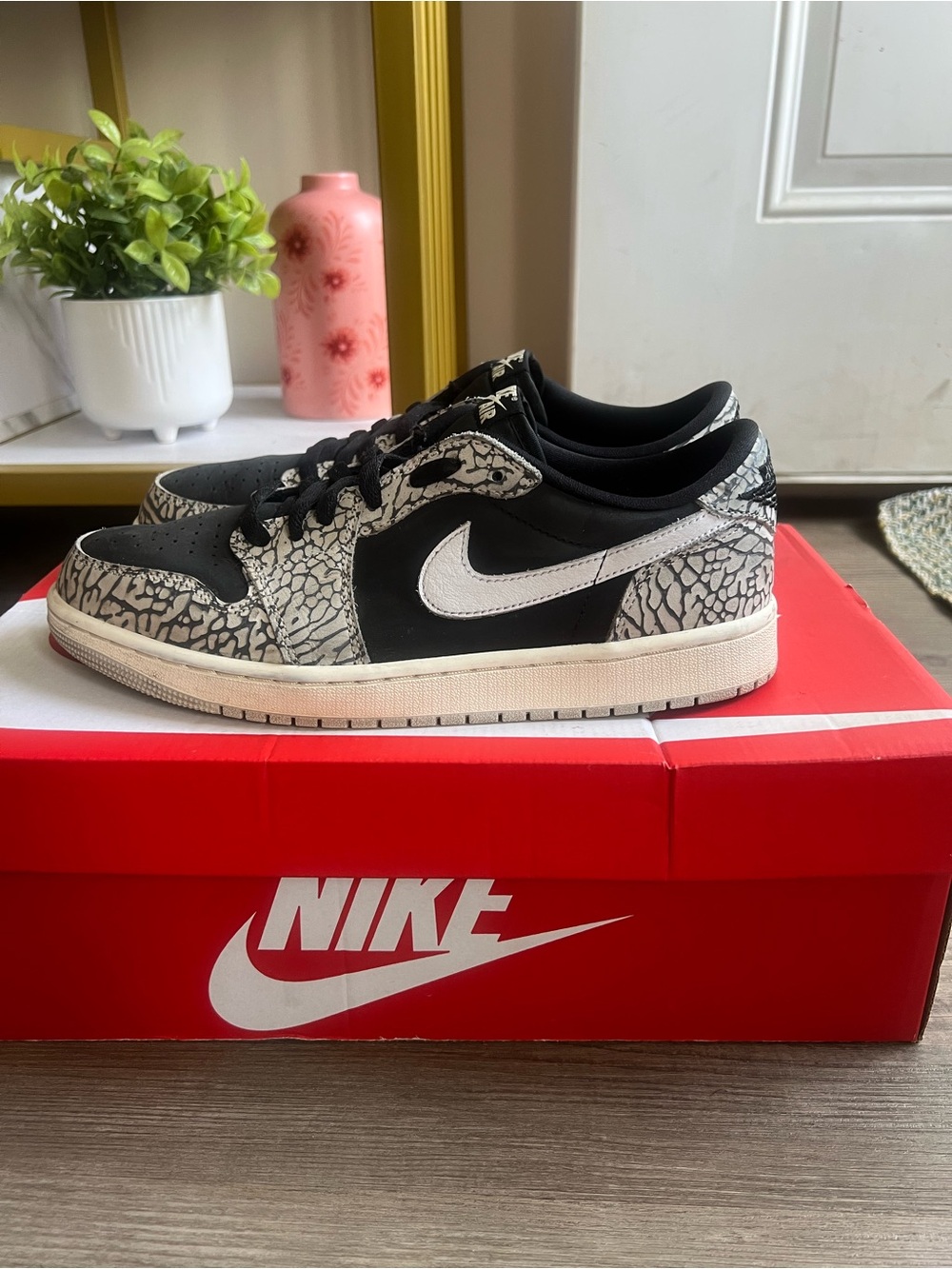 Air Jordan Women’s Retro Low OG ‘Black Cement’ CZ0775-001